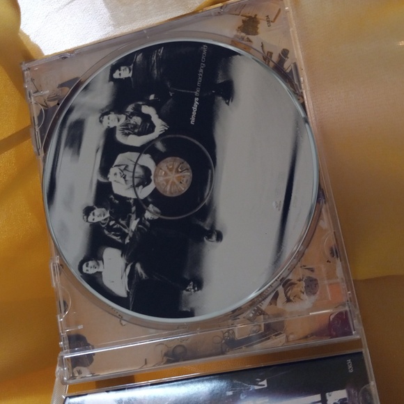 Ninedays "the madding crowd" CD - Picture 4 of 6